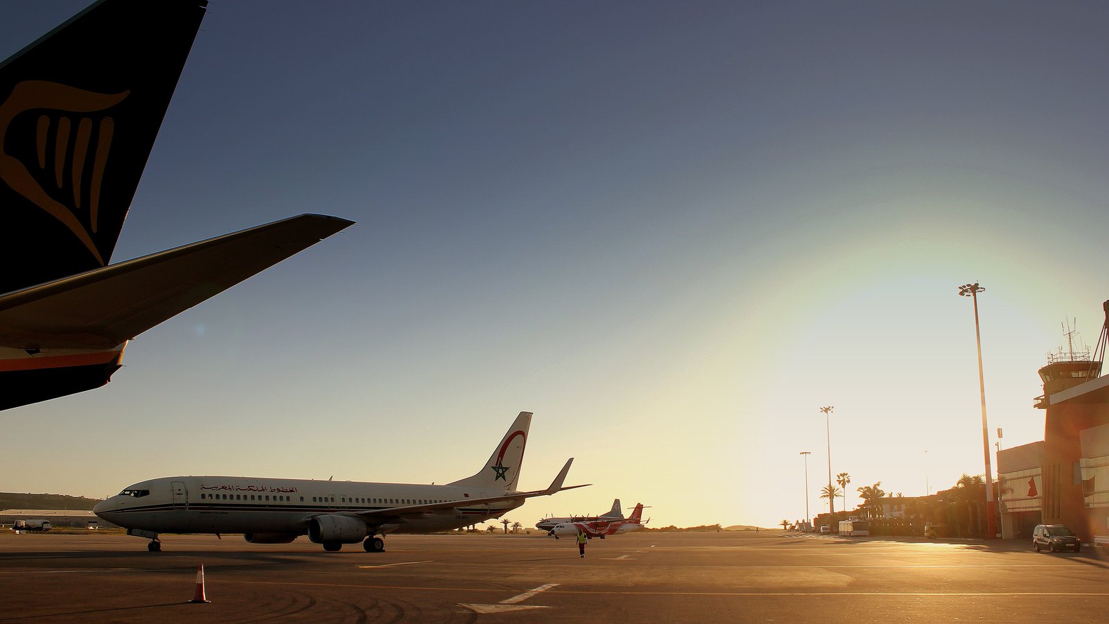 Coach transfer option from Tangier Airport toward Chefchaouen