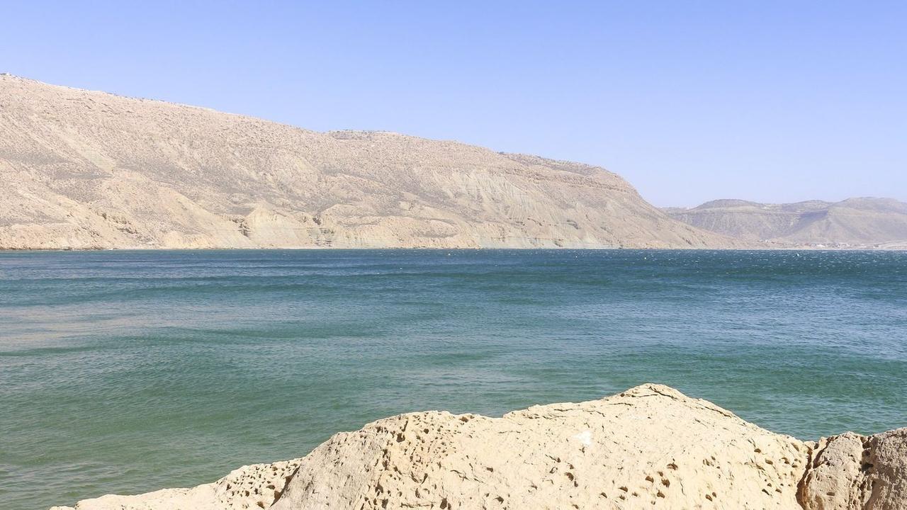 Travelers planning how to get to Imsouane by bus