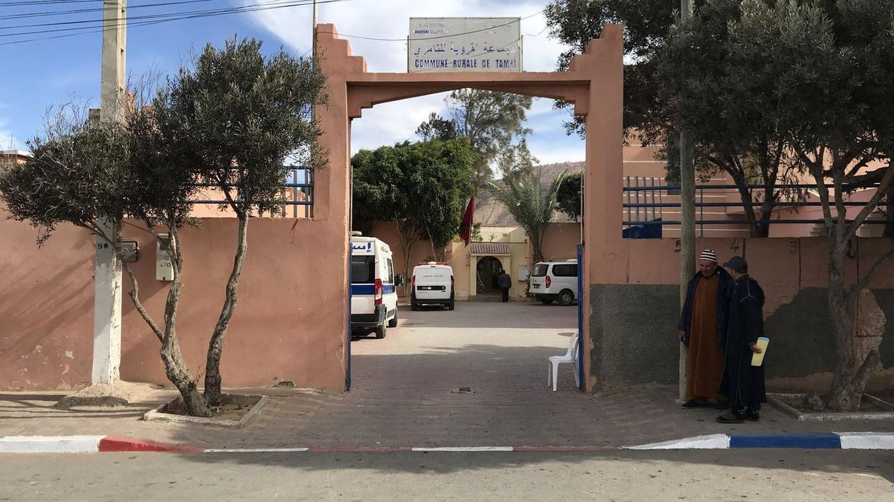 Taghazout to Tamri bus travel in Morocco